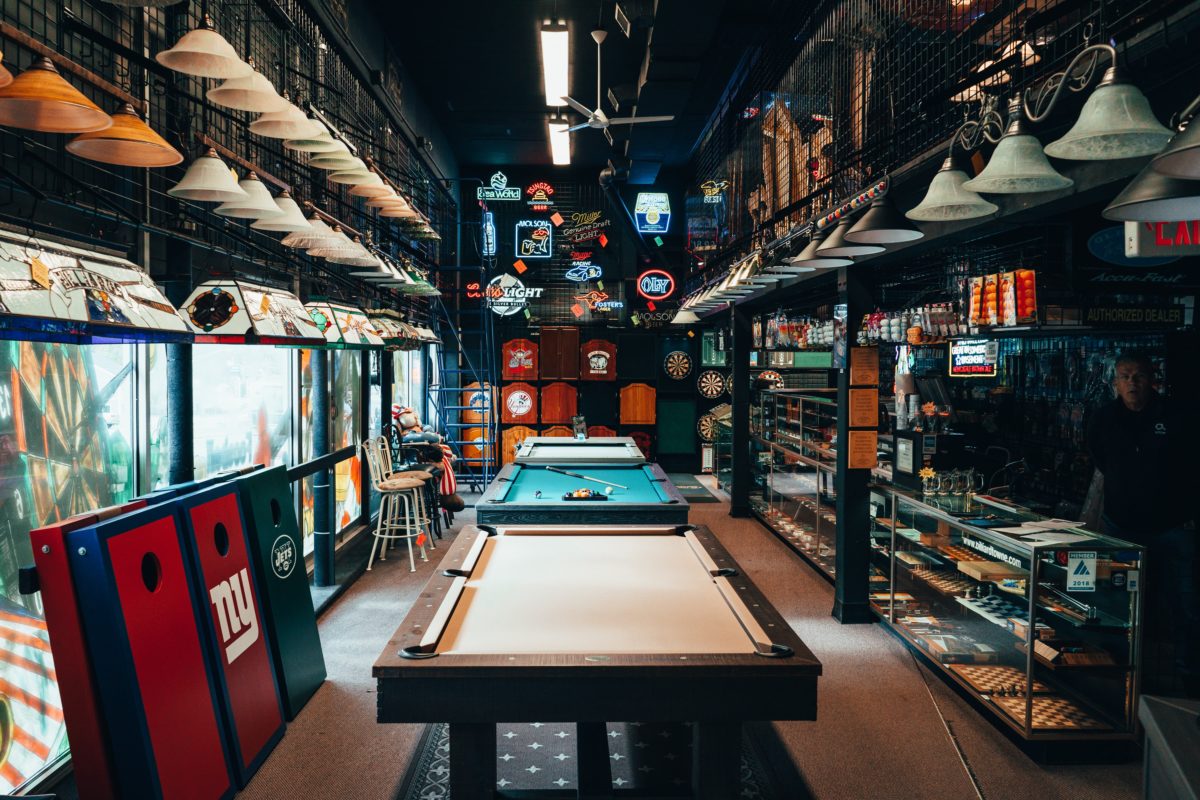 bars with pool tables near me